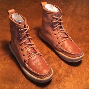 HS Trask Bushwacker Bison Shoes, Size 9.5 Brown